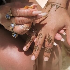 permanent jewelry & jewels by amora