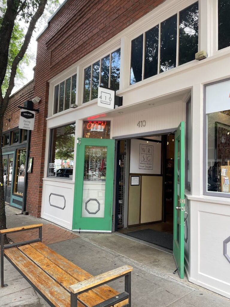 Company image hard silver jewelry